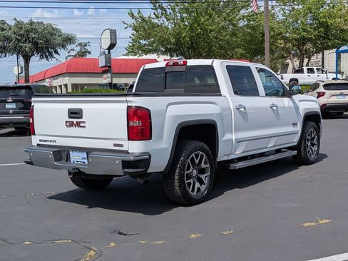 Used 2014 GMC Sierra 1500 SLT w/ All-Terrain Package AWD/4WD image 6
