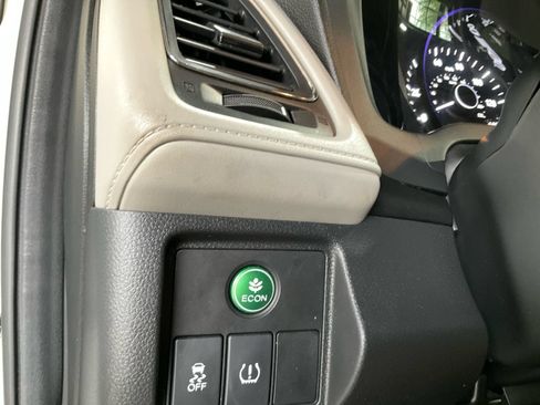 Used 2016 Honda HR-V EX-L image 28