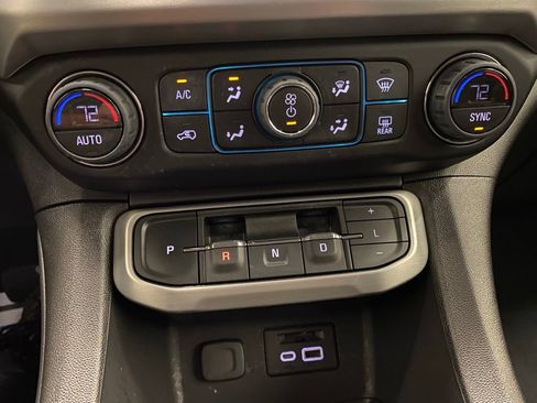 Used 2023 GMC Acadia SLE w/ Infotainment Package AWD/4WD image 20