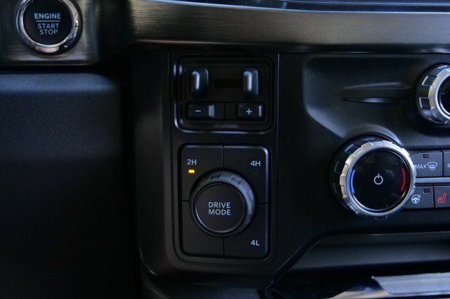 Used 2024 Ford F350 Lariat w/ Lariat Ultimate Package AWD/4WD image 26