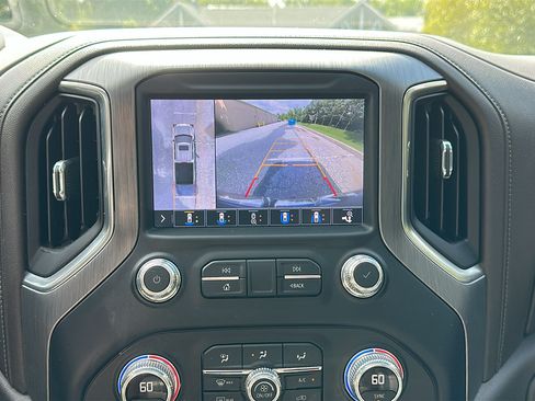 Used 2019 GMC Sierra 1500 Denali w/ Denali Ultimate Package AWD/4WD image 22