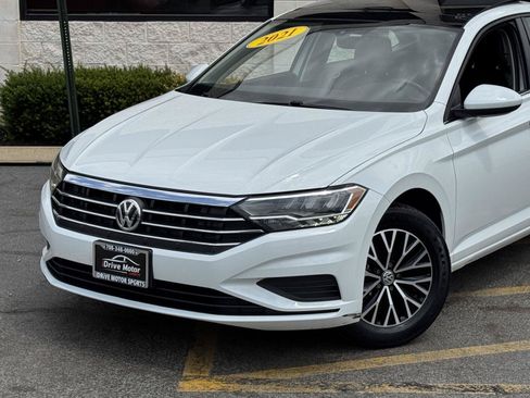 Used 2021 Volkswagen Jetta SE FWD image 5