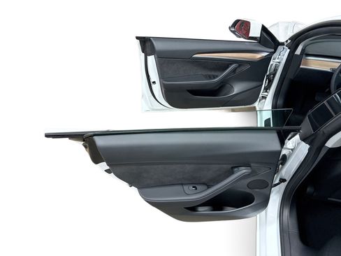 Certified 2023 Tesla Model 3 Standard Range RWD image 10