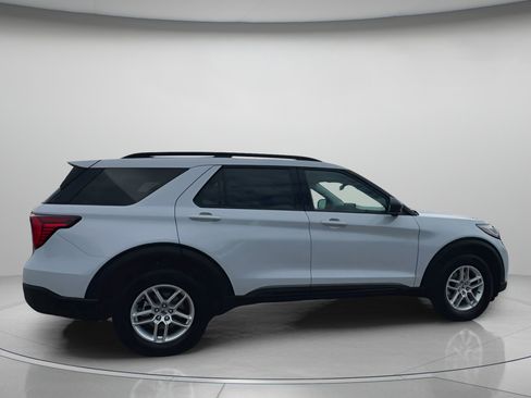 New 2026 Ford Explorer Active image 34