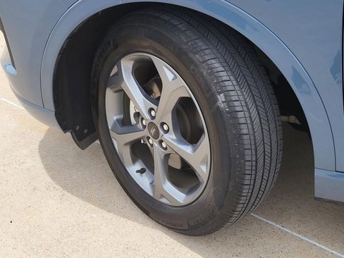 Used 2023 Ford Escape ST-Line w/ Tech Pack #1 FWD image 9