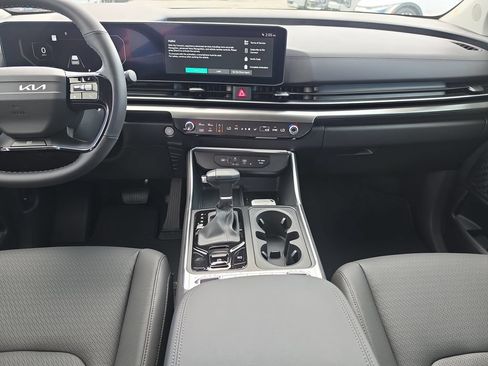 New 2027 Kia Carnival SX Prestige FWD image 14