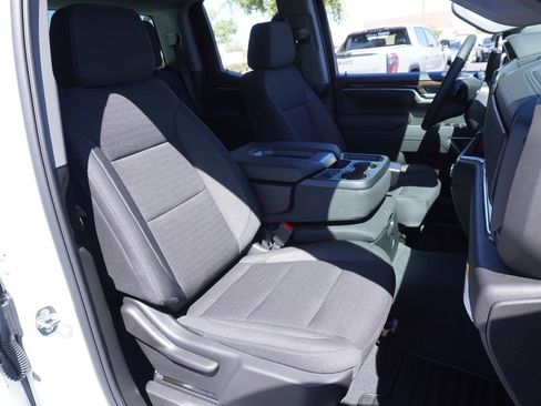 New 2026 GMC Sierra 1500 Elevation image 13