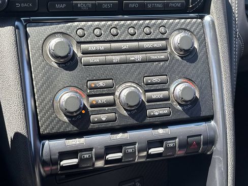 Used 2014 Nissan GT-R Black Edition AWD/4WD image 17
