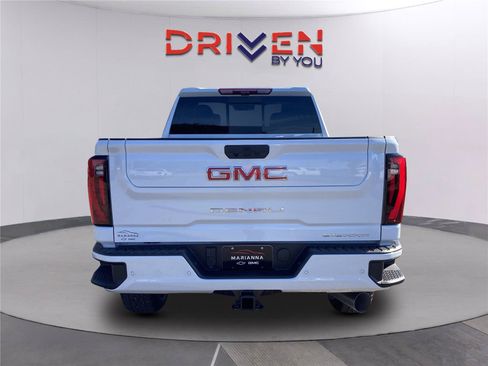 New 2026 GMC Sierra 2500 Denali w/ Denali Reserve Package AWD/4WD image 5