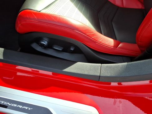 Used 2020 Chevrolet Corvette Stingray Premium Cpe w/ 3LT Preferred Equipment Group RWD image 11