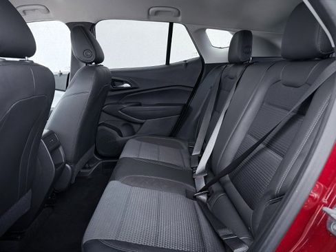 Used 2024 Chevrolet Trax LT w/ Driver Confidence Package image 21