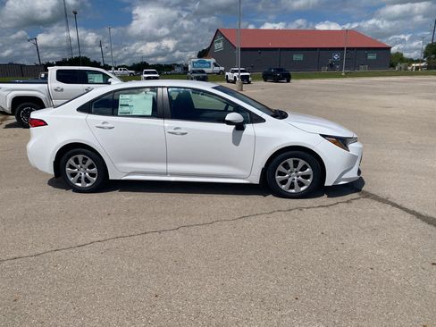 New 2026 Toyota Corolla LE FWD image 6