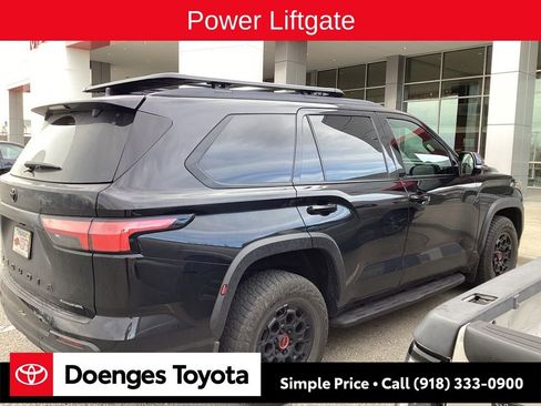 Used 2025 Toyota Sequoia 4WD image 9