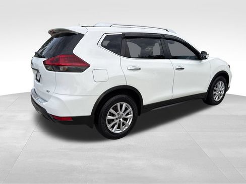 Used 2020 Nissan Rogue SV FWD image 8