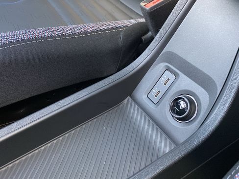 New 2026 MINI Cooper 4-Door Hardtop FWD image 38