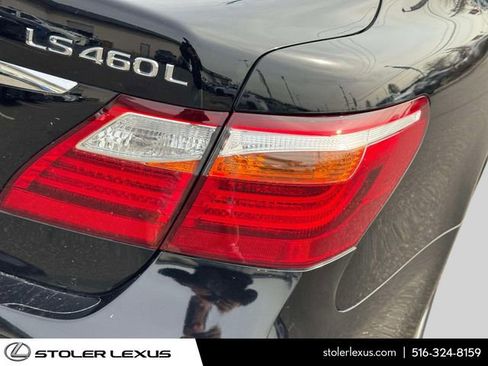 Used 2011 Lexus LS 460 L w/ Luxury Pkg image 13