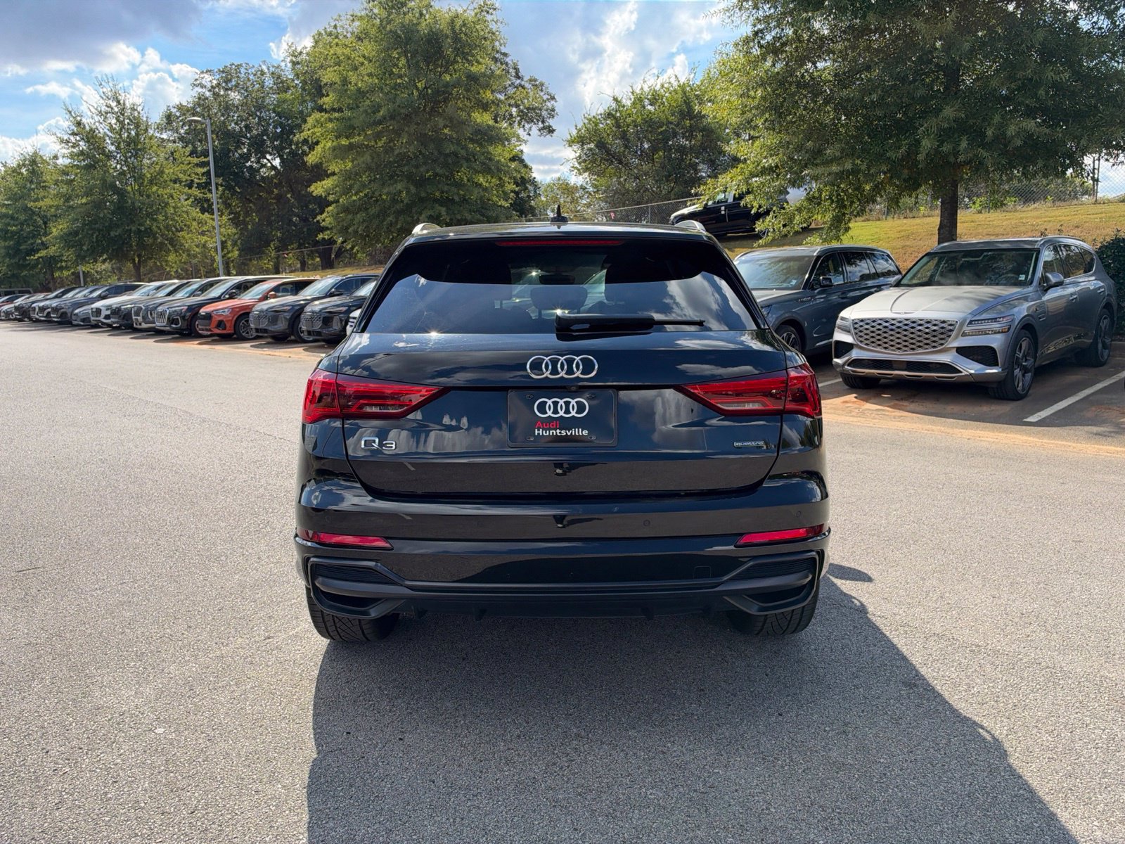 Used 2020 Audi Q3 2.0T Premium Plus w/ Premium Plus Package AWD/4WD image 7