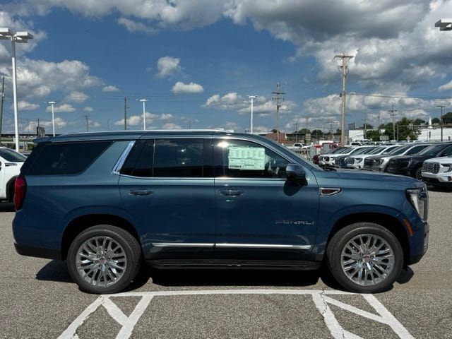 New 2026 GMC Yukon Denali w/ Advanced Technology Package AWD/4WD image 7