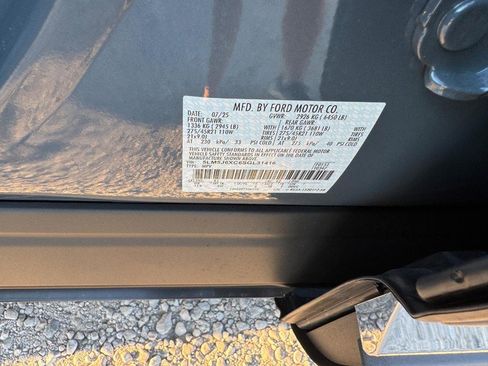 New 2025 Lincoln Aviator AWD image 26