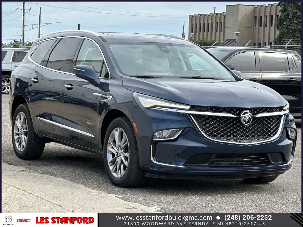 Used 2023 Buick Enclave Avenir AWD/4WD image 8