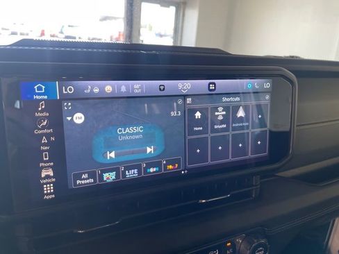 Used 2024 Jeep Wrangler High Altitude AWD/4WD image 12