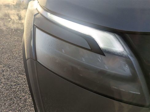 New 2025 Nissan Pathfinder Platinum w/ Black Appearance Package image 10