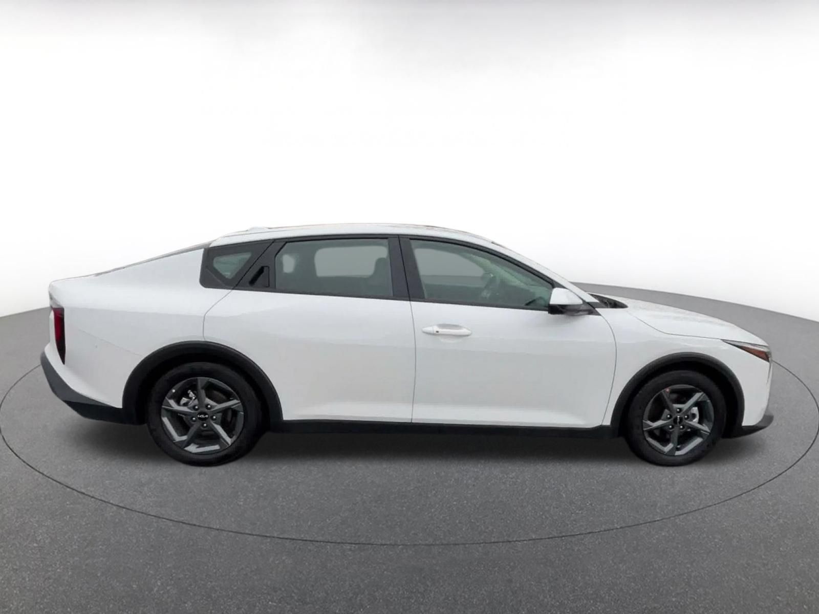 Used 2026 Kia K4 FWD image 15