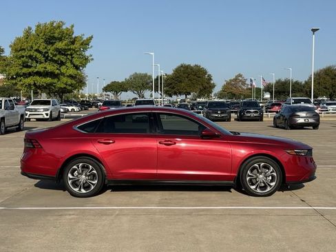 Used 2024 Honda Accord EX image 3