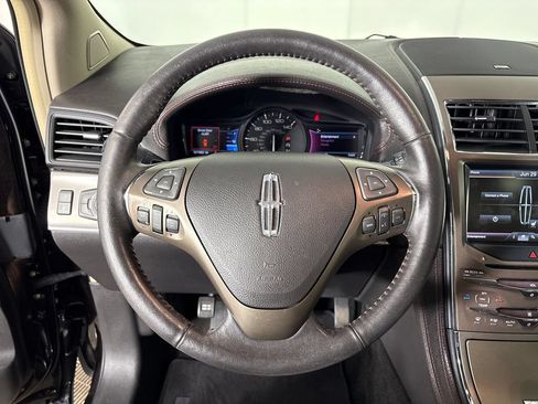 Used 2015 Lincoln MKX FWD w/ Equipment Group 102A image 13