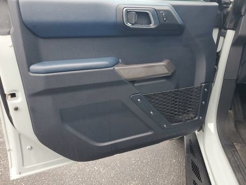 Used 2023 Ford Bronco Outer Banks AWD/4WD image 8