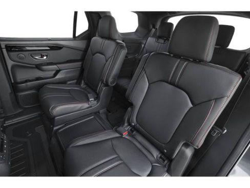 Certified 2026 Honda Pilot TrailSport image 15