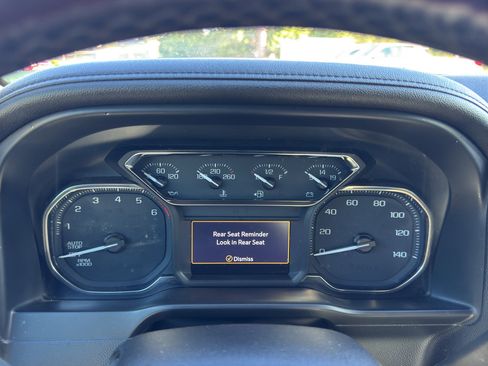 Used 2019 GMC Sierra 1500 SLT w/ SLT Premium Package AWD/4WD image 21
