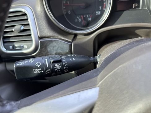 Used 2011 Jeep Grand Cherokee Laredo image 49