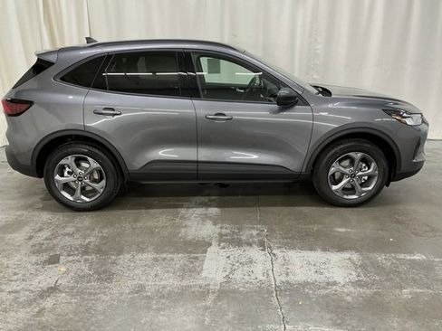 New 2026 Ford Escape ST-Line w/ Tech Pack #1 image 2