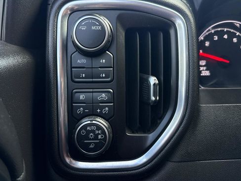 Used 2020 Chevrolet Silverado 1500 LT Trail Boss AWD/4WD image 29