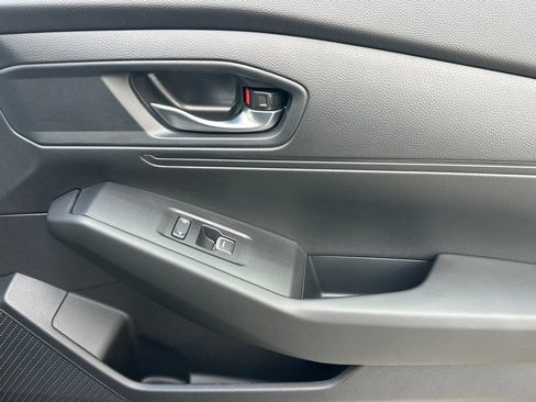 Certified 2023 Honda Accord LX image 19