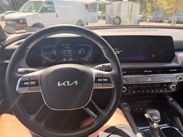 Used 2024 Kia Telluride EX X-Line AWD/4WD image 2