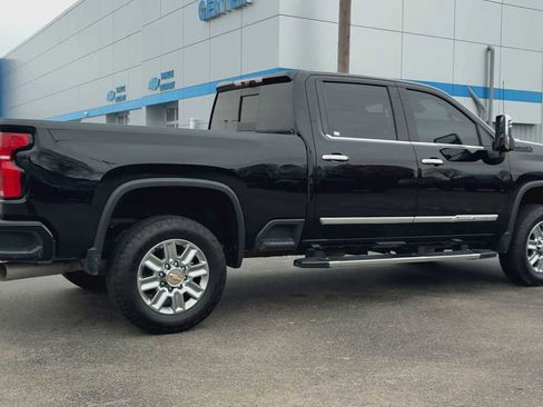 Certified 2024 Chevrolet Silverado 2500 High Country image 2