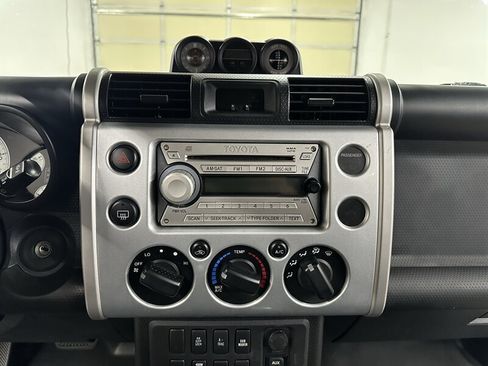 Used 2007 Toyota FJ Cruiser 4WD image 20