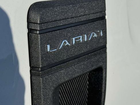 New 2025 Ford Maverick Lariat w/ 4K Tow Package image 8