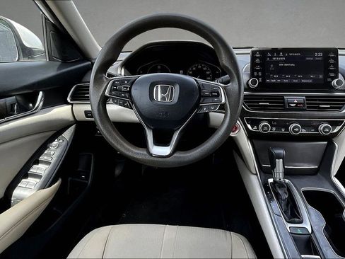 Used 2019 Honda Accord EX image 8