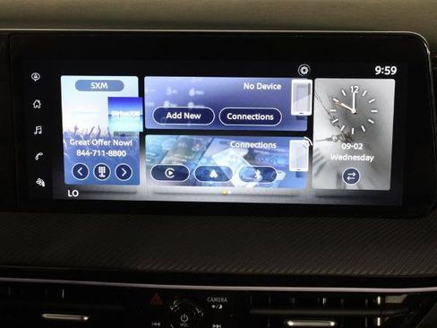 Certified 2025 Nissan Kicks SR FWD image 9