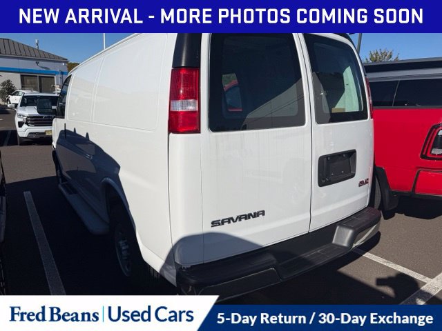 Used 2025 GMC Savana 2500 w/ Driver Convenience Package RWD image 7