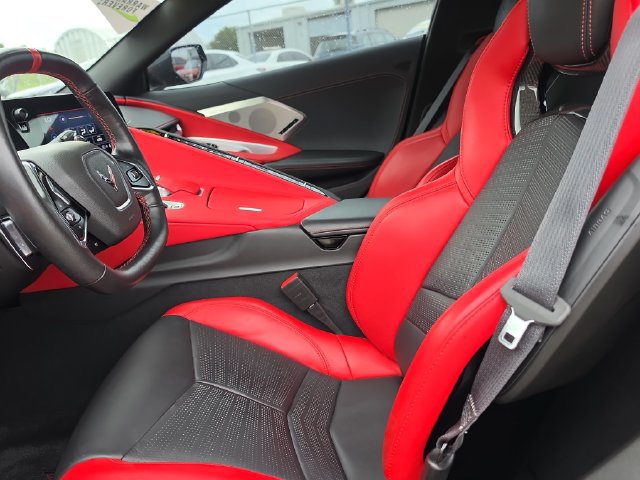 Used 2021 Chevrolet Corvette Stingray Preferred Cpe w/ Z51 Performance Package RWD image 8