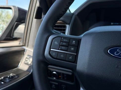 Used 2025 Ford F150 Lightning Lariat AWD/4WD image 12