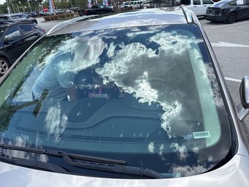 Used 2019 Lincoln MKC Reserve w/ MKC Climate Package FWD image 17