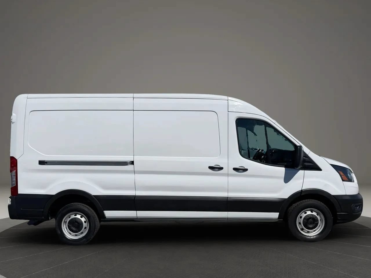 Used 2023 Ford Transit 250 Medium Roof w/ Load Area Protection Package RWD image 8
