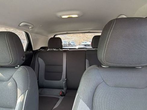 Used 2022 Chevrolet TrailBlazer LT image 16