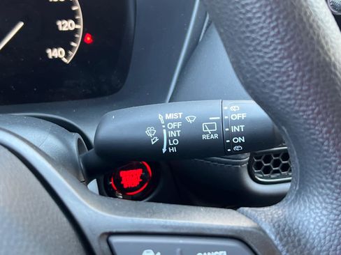 Used 2026 Honda HR-V LX image 19