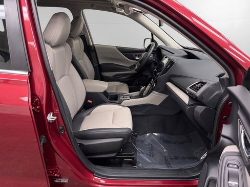 Used 2023 Subaru Forester Limited image 15